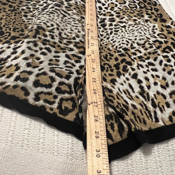 #1988. Art and Soul Leopard Print Mid-Thigh Open Vest. Size S - Picture 6 of 7